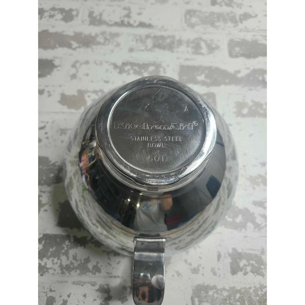 Kitchen Aid Stainless Steel Bowl 5 qt with Handle
